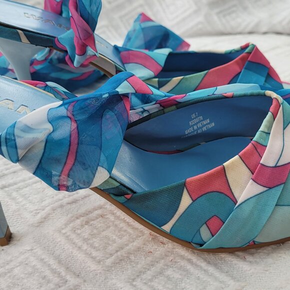 Wanted fabric sandals - Picture 3 of 10